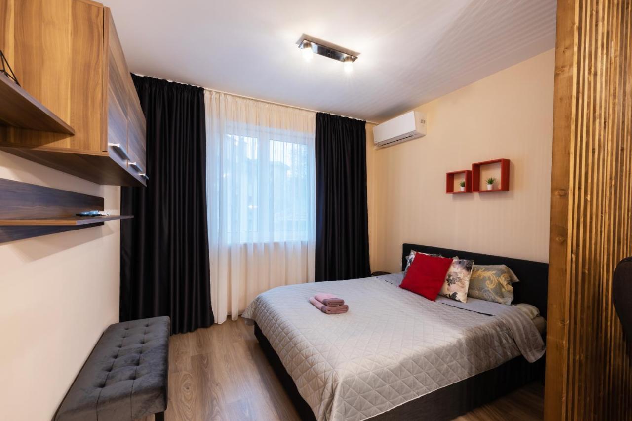 The Red Point Apartment Варна Екстериор снимка